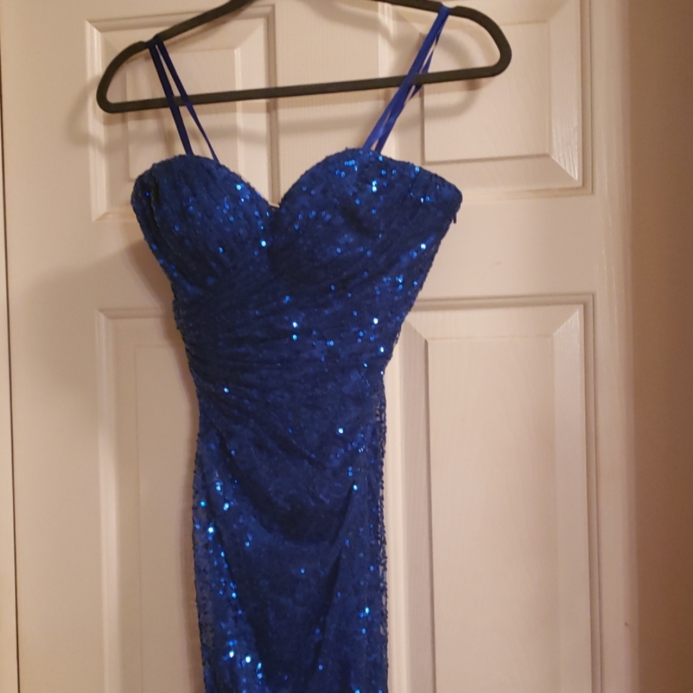 A blue sequence dress